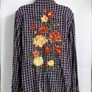 DRIFTWOOD Western Rodeo Plaid Shirt with Floral Embroidery Size S preowned EUC